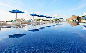Live Aqua Cancun Hotel